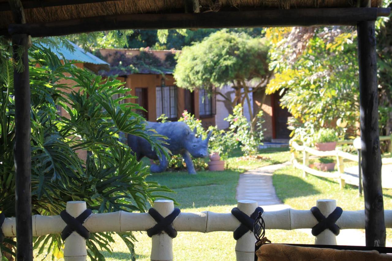 לוסקה Reed Mat Lodge מראה חיצוני תמונה